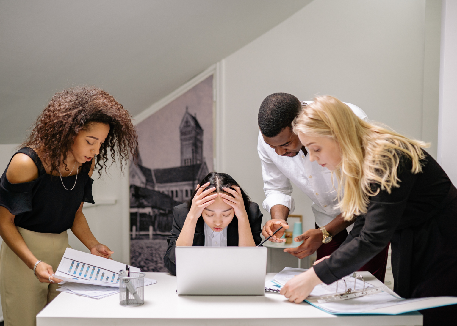 Les risques psychosociaux : comprendre et prévenir Les risques psychosociaux : comprendre et prévenir